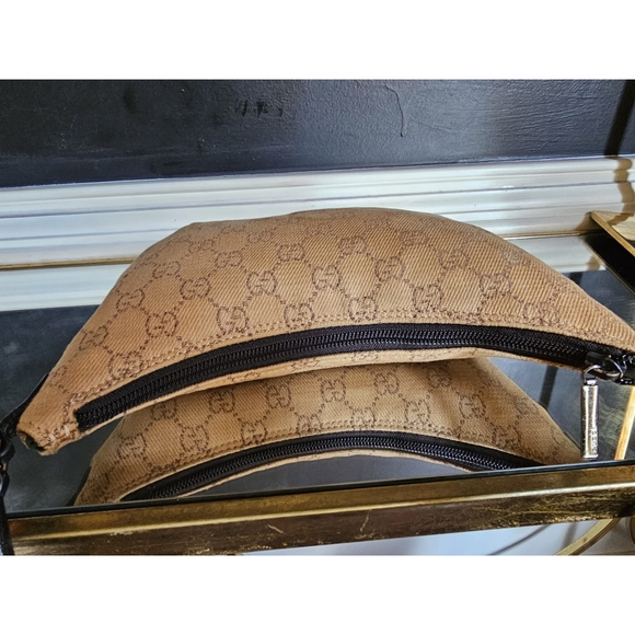Gucci GG Canvas and Leather Zip Hobo Bag Beige/Brown - Picture 9 of 11
